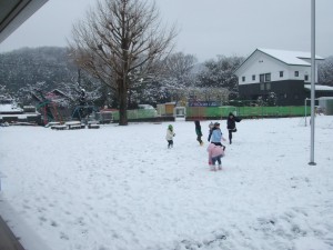 雪に大喜び！