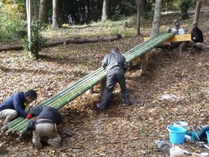 竹の滑り台